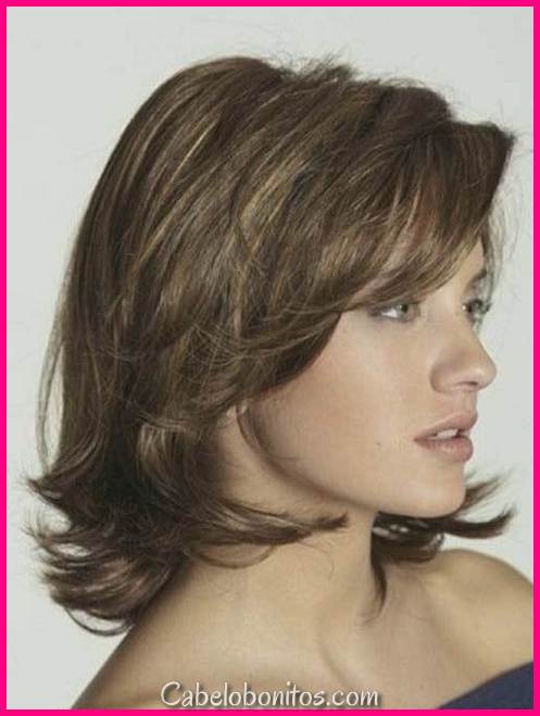 25 Hottest procurando penteados ondulados médios para mulheres