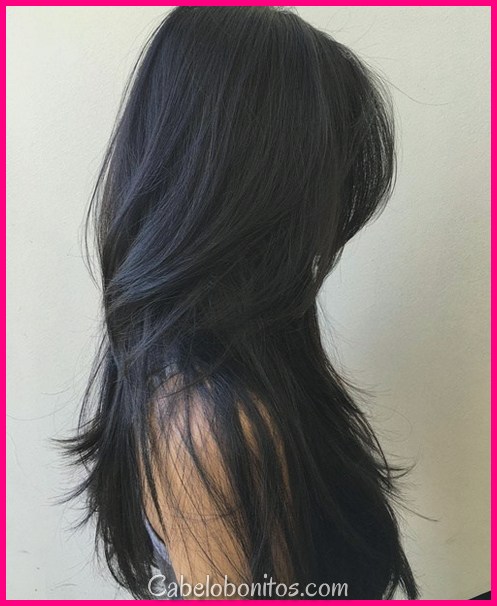 20 penteados longos em camadas glamourosas para mulheres