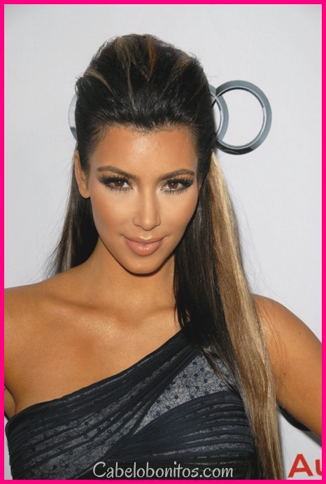 30 Melhores penteados de Kim Kardashian