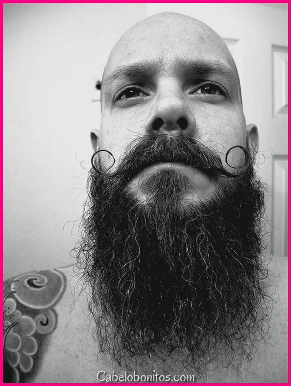 Cabeça raspada com barba - 65 estilos de barba para homens carecas