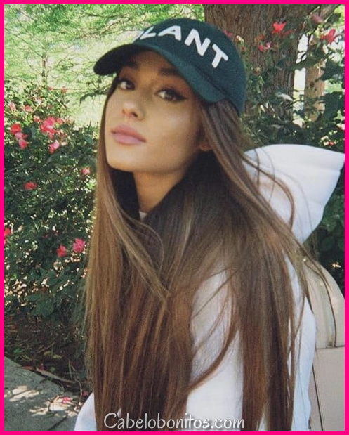 Ariana Grande vazaram segredos do desvelo do cabelo!