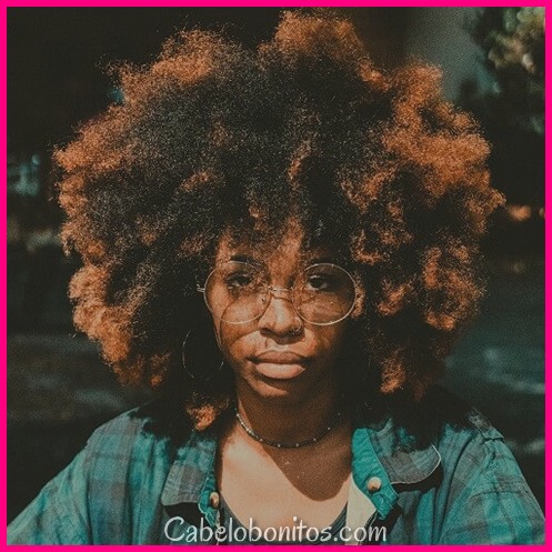 50 penteados naturais bonitos para cabelos com textura afro