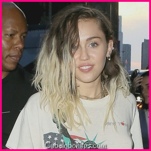 50 cortes de cabelo de Miley Cyrus