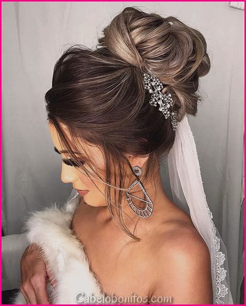 Penteados de Noiva: Como Escolher o Penteado de Acordo com o Estilo do Casamento